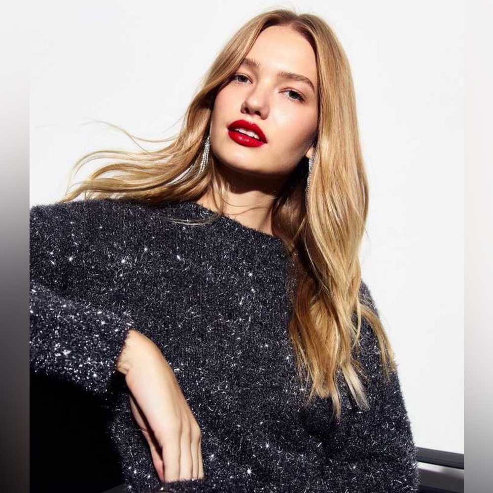 Zara Black and Silver Women's Sweater Tinsel-Like Small